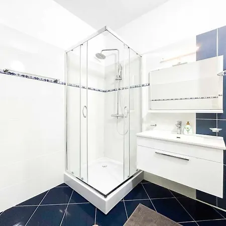 By As Apartment