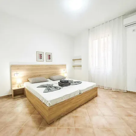 By As Apartment *