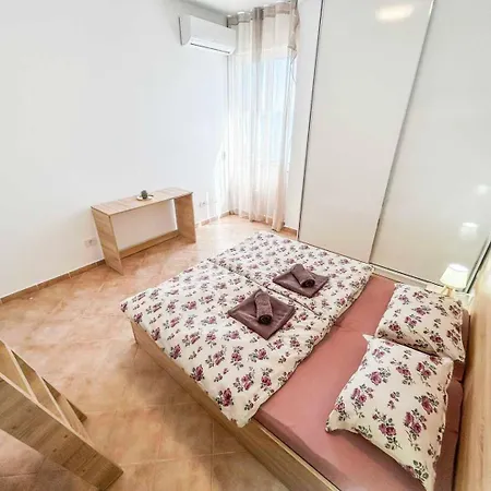 Apartment By As Durres